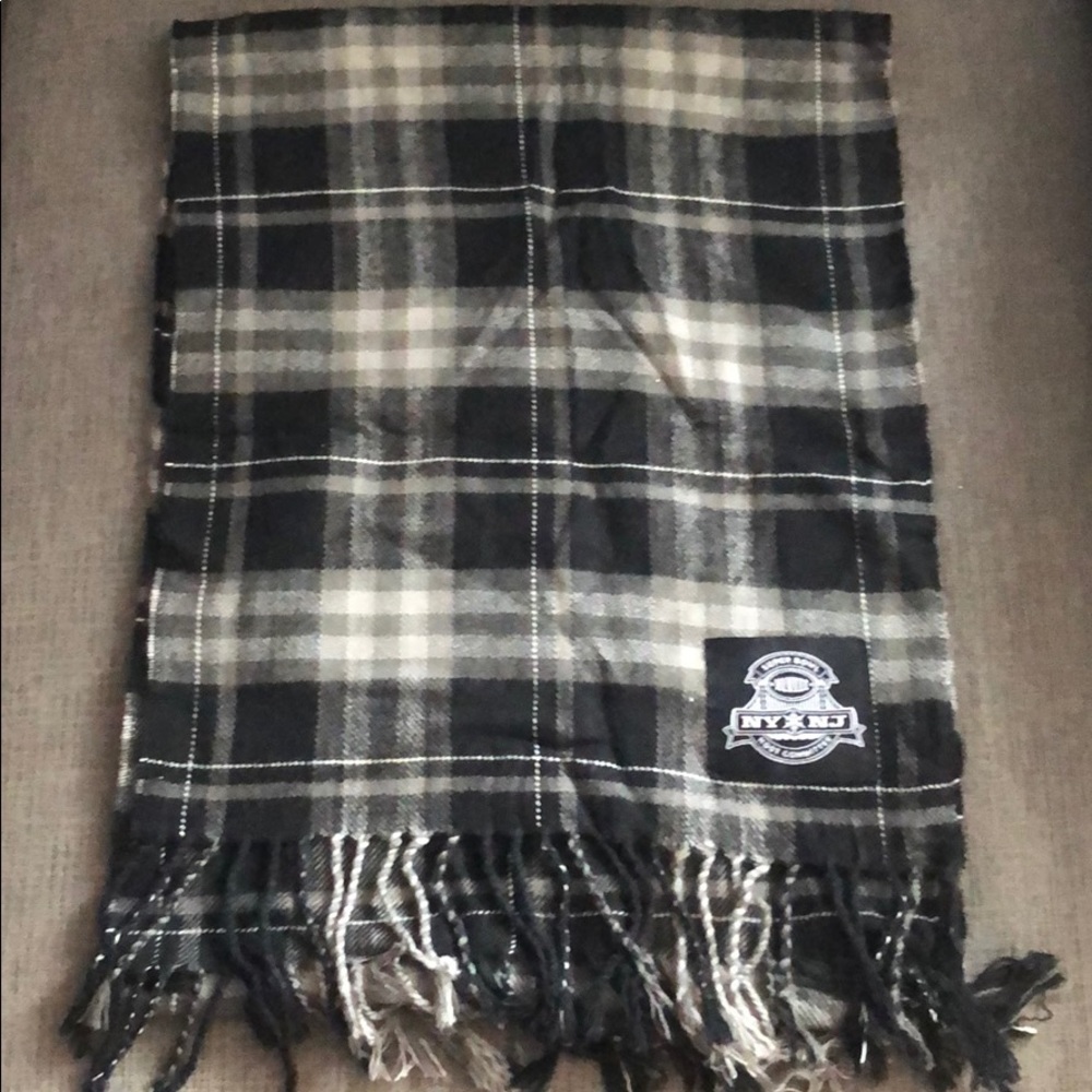 Plaid scarf from the 2014 Super Bowl